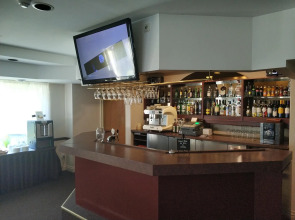 Отель «Аэропорт Mara»