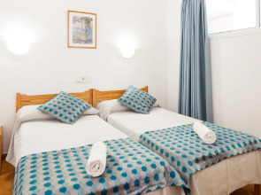 Aparthotel Puerto Cala Vadella