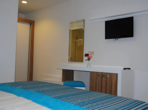 Clover Magic Altinkum Park Hotel