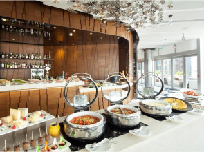 Crowne Plaza Hong Kong Kowloon East by IHG