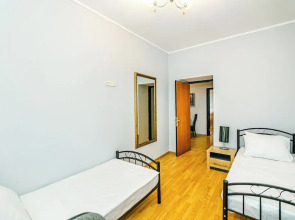 Azneft Garden Apartment