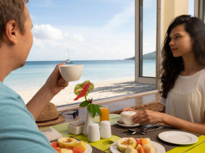 Coral Strand Smart Choice Hotel