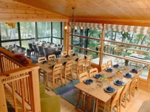 Äijälän Rusti Paratiisisaari