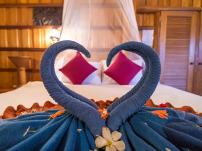 Thiw Son Beach Resort