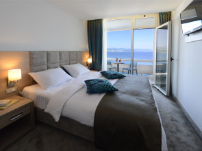 Grand Hotel Adriatic II