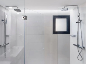 B&B Donostia San Sebastián Aeropuerto Hotel 