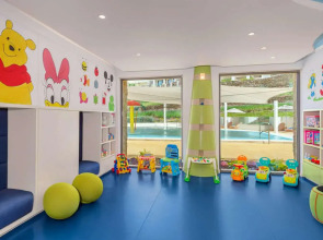 Hilton Dead Sea Resort & Spa