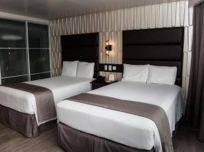 Plaza Paitilla Inn Hotel