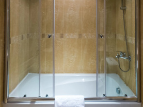 Отель Каспиан Палас