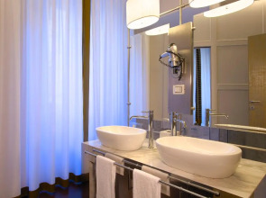 Stendhal Luxury Suites