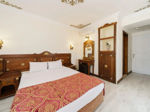 Costa Bitezhan Hotel