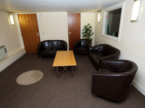 International Inn - Hostel