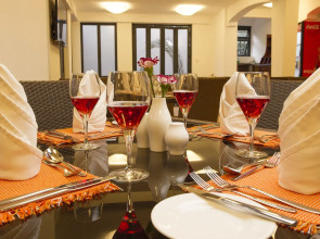 Heri Heights Hotel Apartments, SureStay Collection by BW