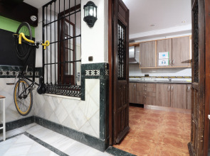 Feel Hostels City Center