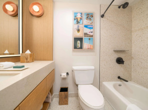 Hilton San Diego Gaslamp Quarter