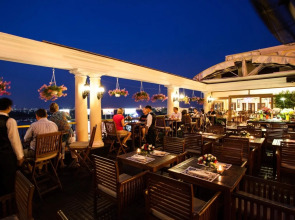 Hotel Majestic Saigon