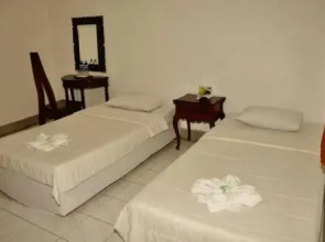 Oyo 3244 Grand Chandra Hotel