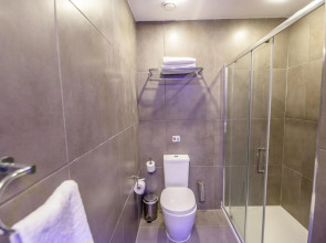 Anthea Hotel Apartments