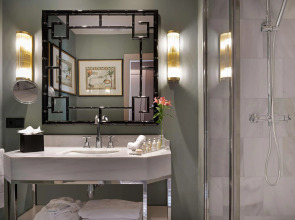 NH Collection Valencia Colón