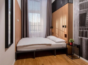 Dean’s Home Budapest