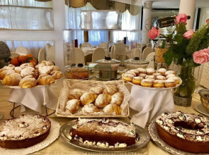 Domizia Palace Hotel