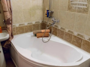 Атлант на Арсенальной