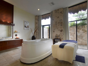 Grand Palladium Colonial Resort & Spa All Inclusive