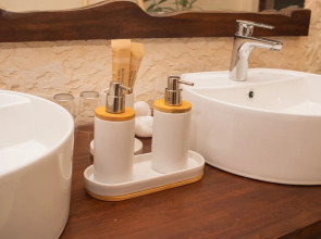 Spicepeek Boutique Hotel CMB Airport