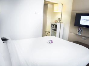 Отель Mercure Paris Centre Tour Eiffel 