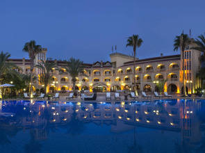 Le Chateau Lambousa Hotel