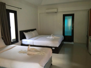 Aquavana Haad Rin Resort