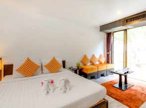 Club Bamboo Boutique Patong Beach Resort