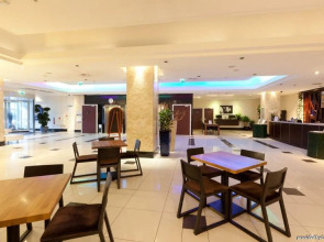 XO Hotels Blue Tower