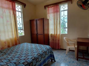 Allamanda Studios and Apartments