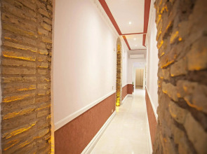 Navona Queen Rooftop