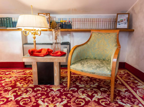 Hotel Mirage, Sure Hotel Collection by Best Western