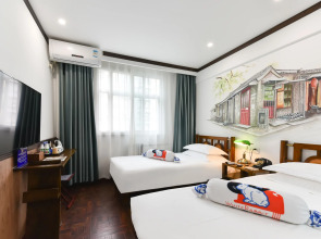 Nostalgia Hotel（Beijing YongheLama & Nanluoguxiang）