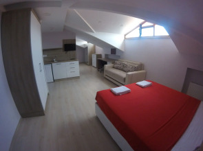 Uçar Royal Hotel and Conference Hall