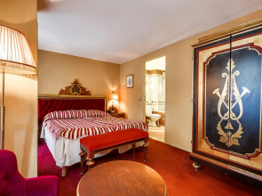 Le Monsieur by Sweett