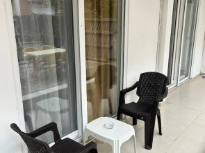 The Nar Suit & Apart