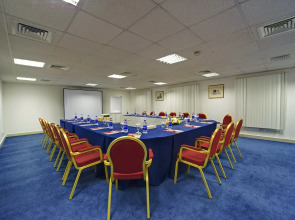 Отель Al Bustan Center & Residence