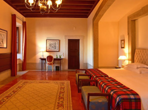 Pousada Castelo de Palmela - Historic Hotel