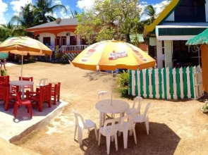 Maxvir Inn Beach Resort