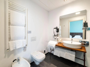 Отель Phi Hotel Milano