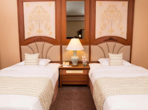 Chiang Mai Plaza Hotel