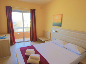 Luna Holiday Complex