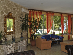 Blue Princess Beach Hotel & Suites