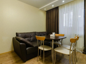 Квартирное бюро Крылья на улице Ивана Франко 7