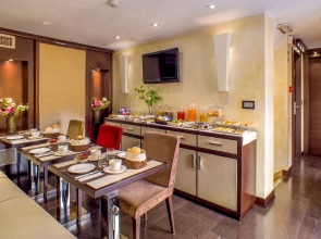 Les Fleurs Luxury House