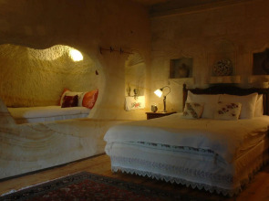 Elkep Evi Cave Hotel